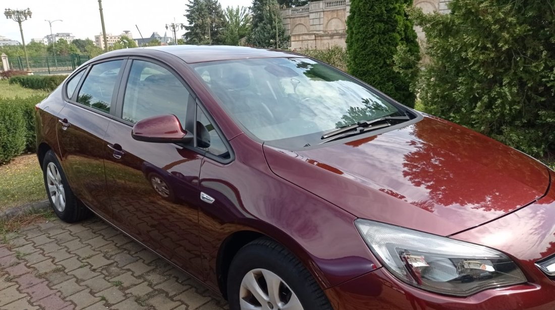 Opel Astra Benzina 2018