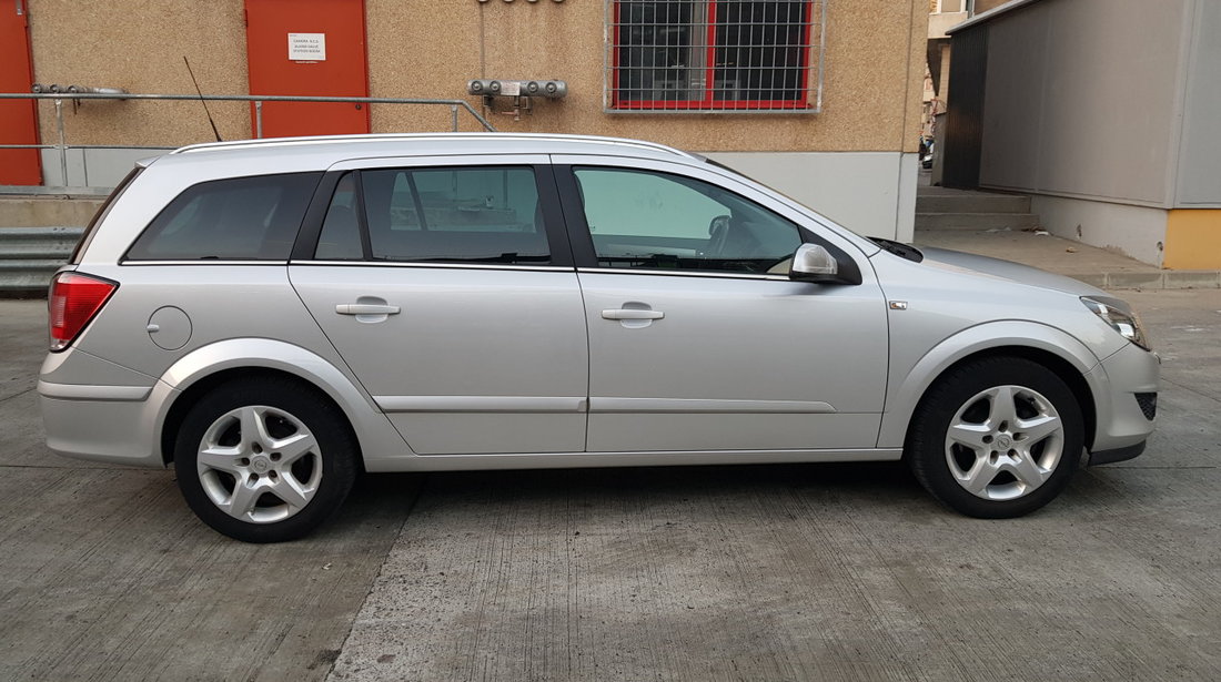 Opel Astra benzina+gpl 2009