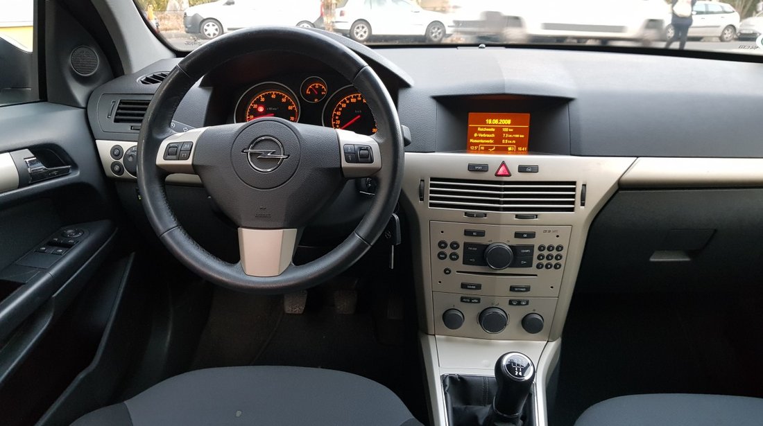 Opel Astra benzina+gpl 2009