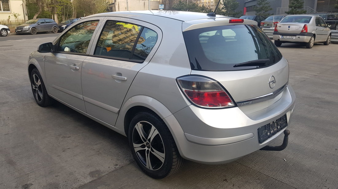 Opel Astra benzina+gpl 2009