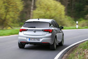 Opel Astra Biturbo diesel