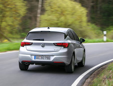 Opel Astra Biturbo diesel