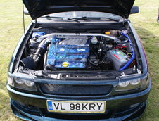 Opel Astra Cabrio by Carry - styling cu aroma de V6