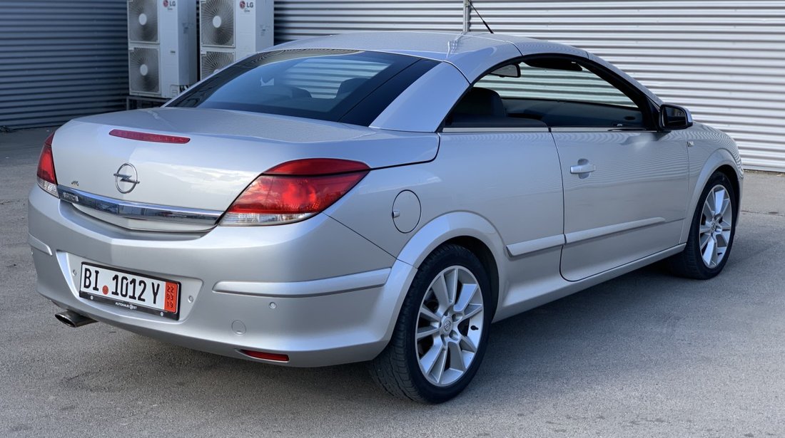 Opel Astra Cabrio Twin Top 1.9 CDTI *PIELE *150CP *XENON * 2008