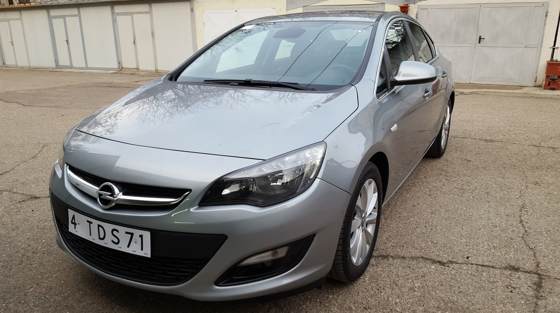 Opel Astra cdti 2014