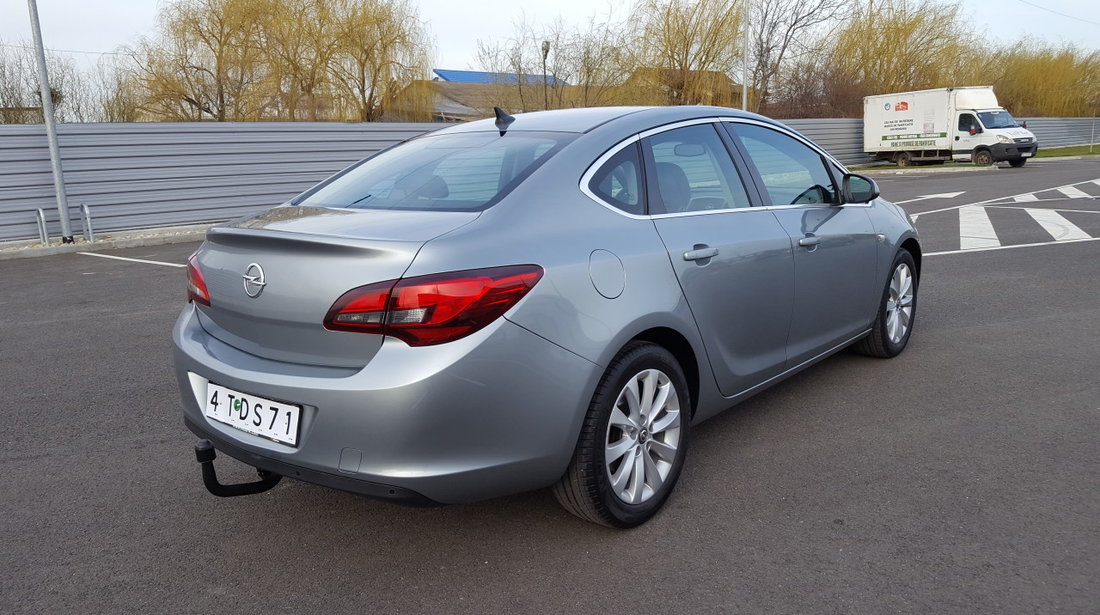 Opel Astra cdti 2014
