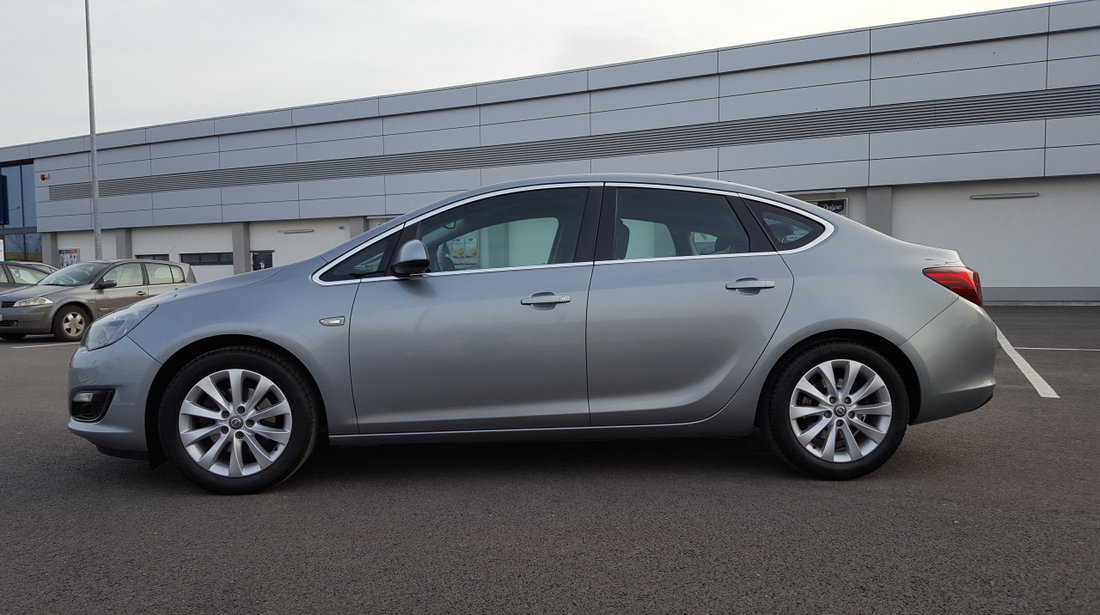 Opel Astra cdti 2014