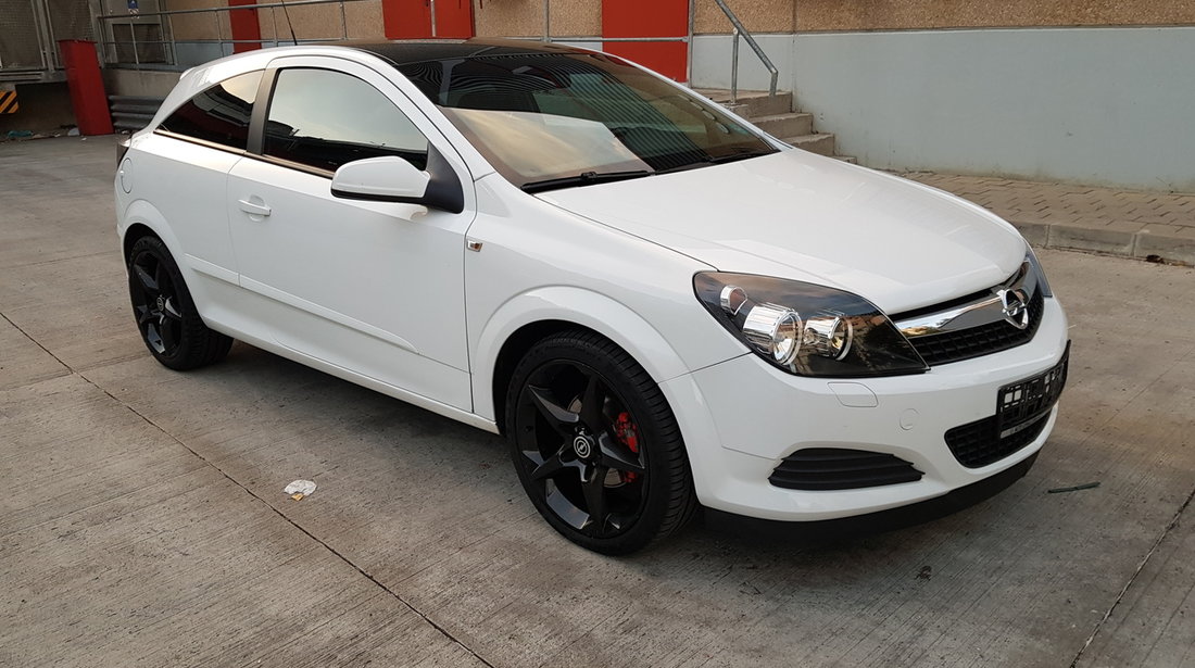 Opel Astra Coupe 2009