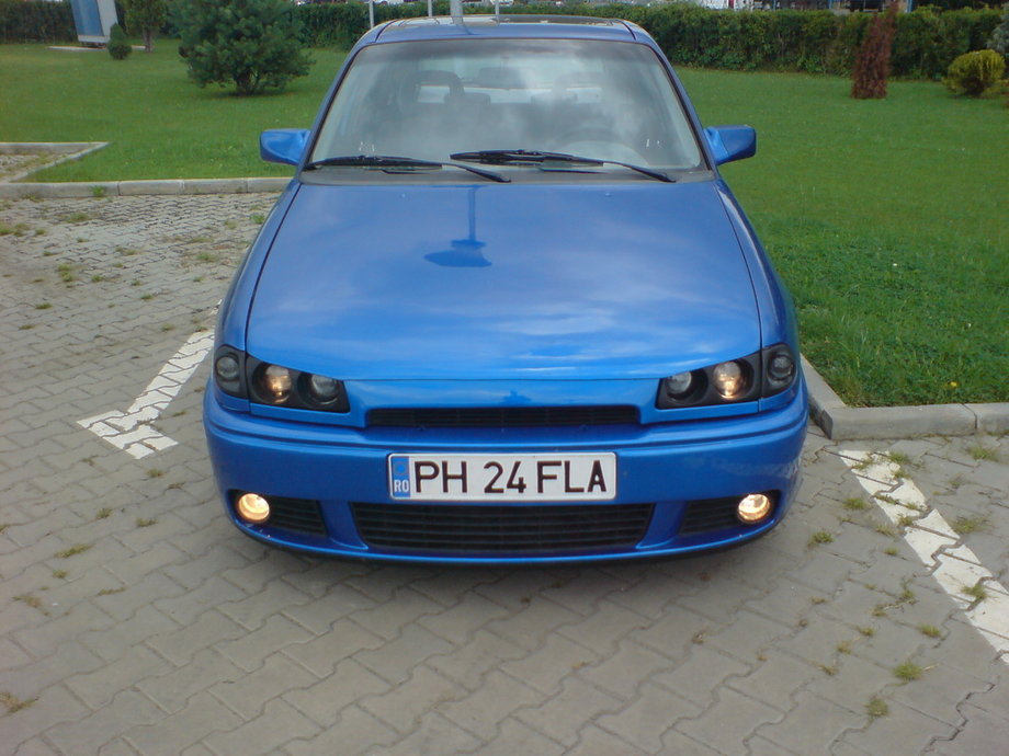 Opel Astra F GT
