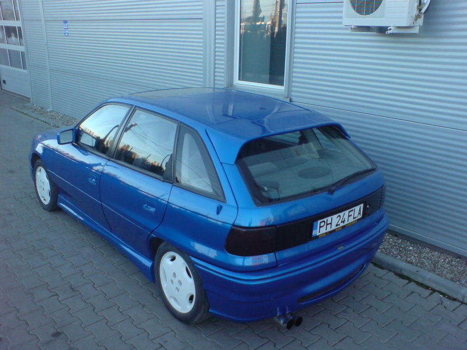 Opel Astra F