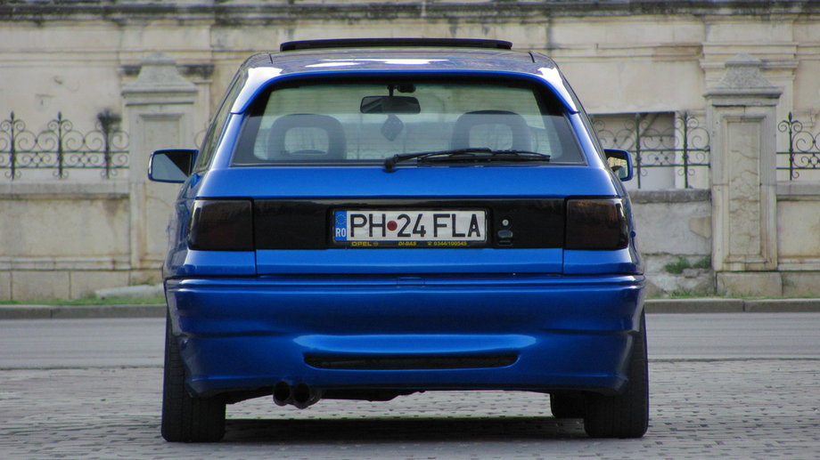 Opel Astra F