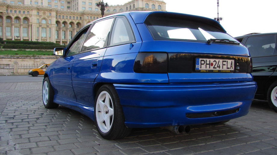 Opel Astra F