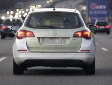 Opel Astra Facelift - Poze Spion