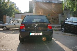 OPEL ASTRA G 1.2 16v 1999 5usi vs Vw Golf4 2003 3 usi ?