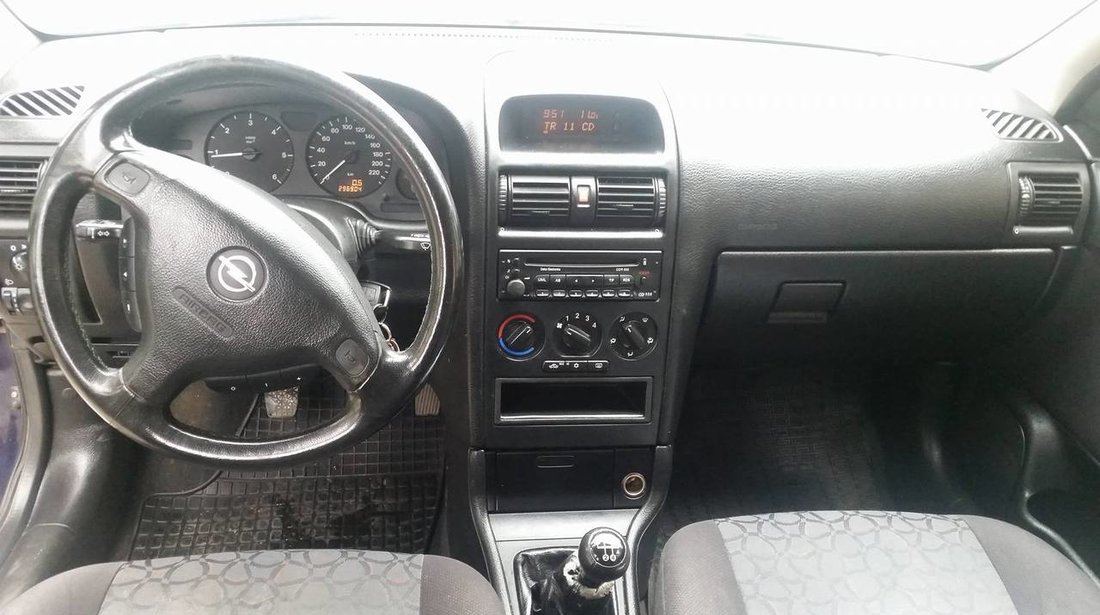 Opel Astra G 1.7 DTI 2001