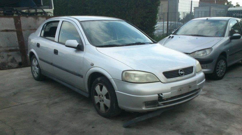 Opel astra g hatchback an 2001 motor 1.6 16v tip z16xe