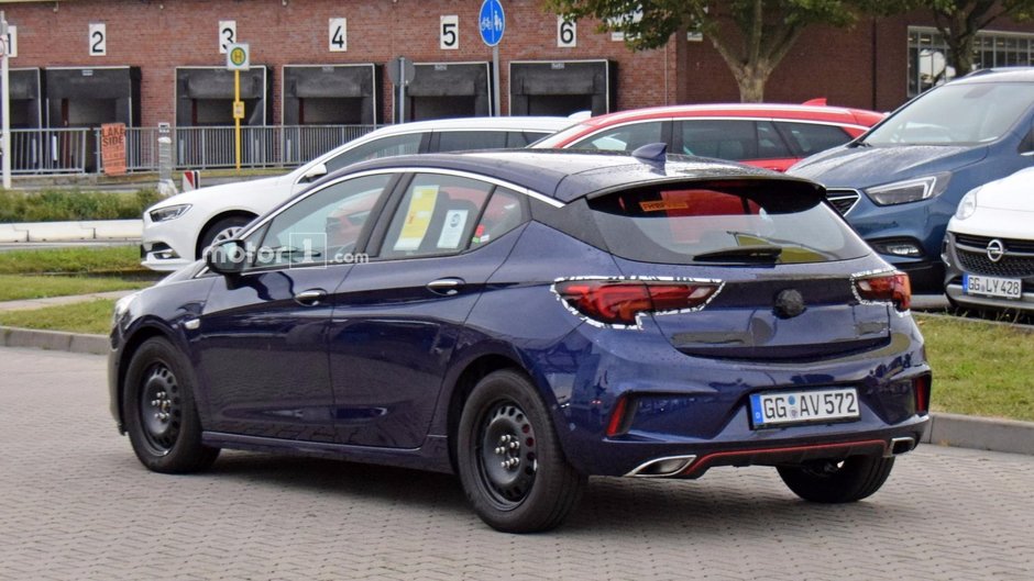 Opel Astra GSi- poze spion