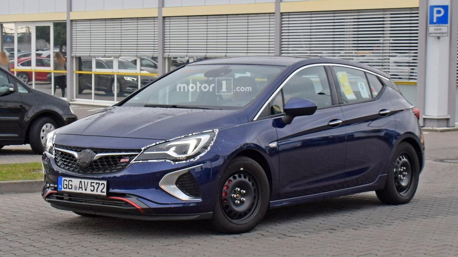 Opel Astra GSi- poze spion