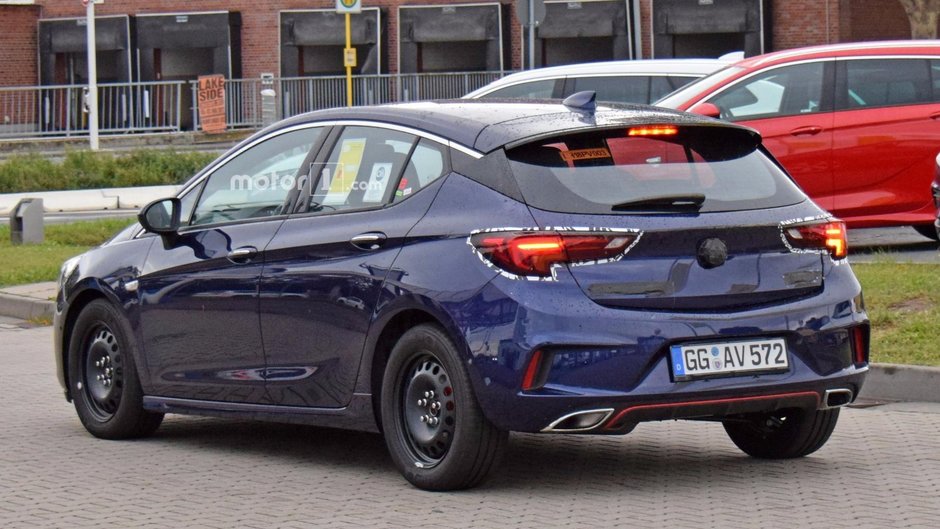 Opel Astra GSi- poze spion