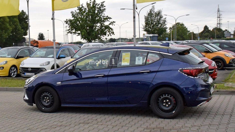 Opel Astra GSi- poze spion