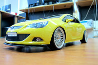 Opel Astra GTC - cadoul primit de la Opel Romania