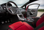 Opel Astra GTC poze noi
