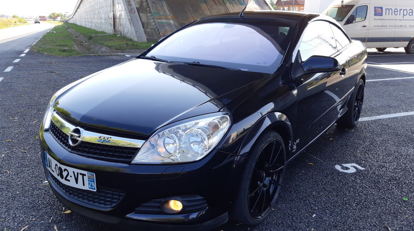 OPEL ASTRA H CABRIOLET OPC COSMO2009 OPC COSMO 2009