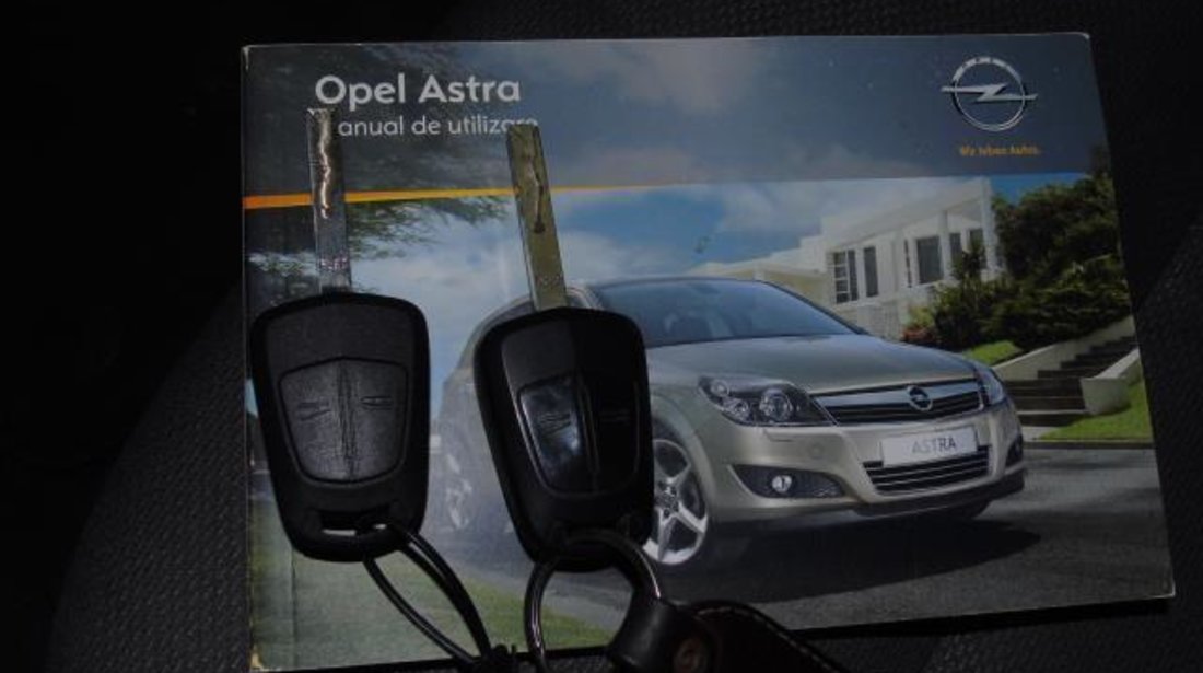 Opel Astra H Caravan 1.7 CDTI 110 CP MT6 2012