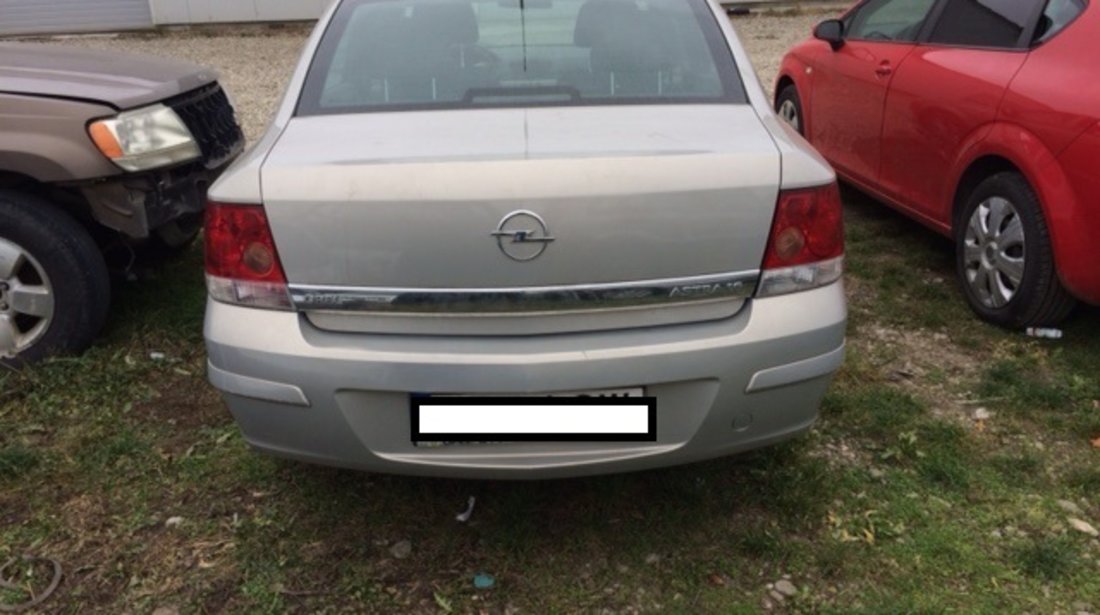 Opel astra h sedan 2009 benzina 1.6