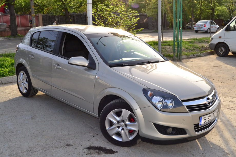 Opel Astra H