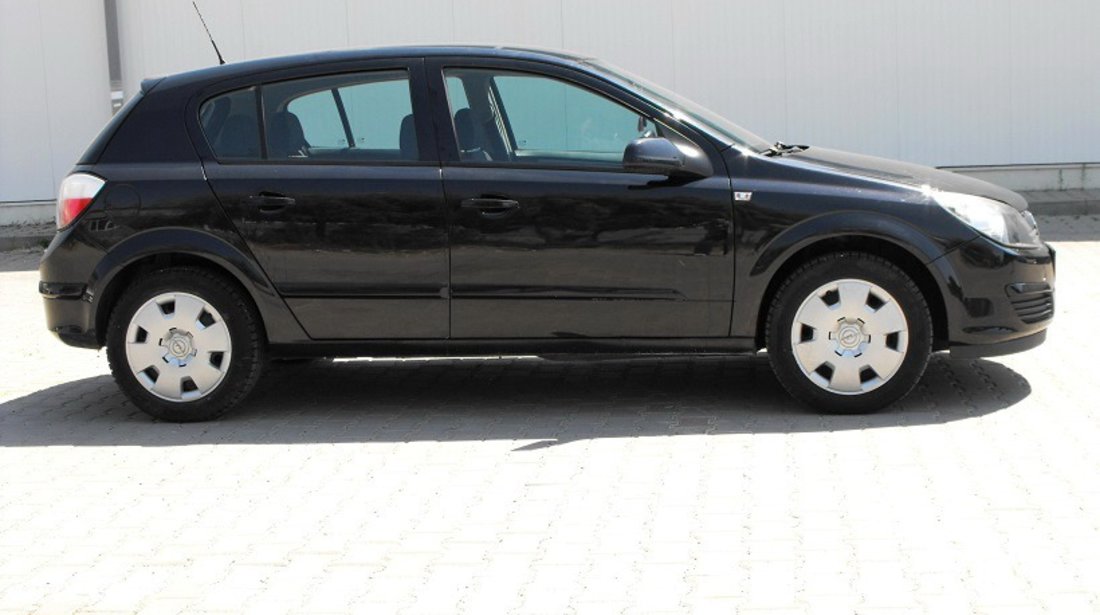 Opel Astra i 2005