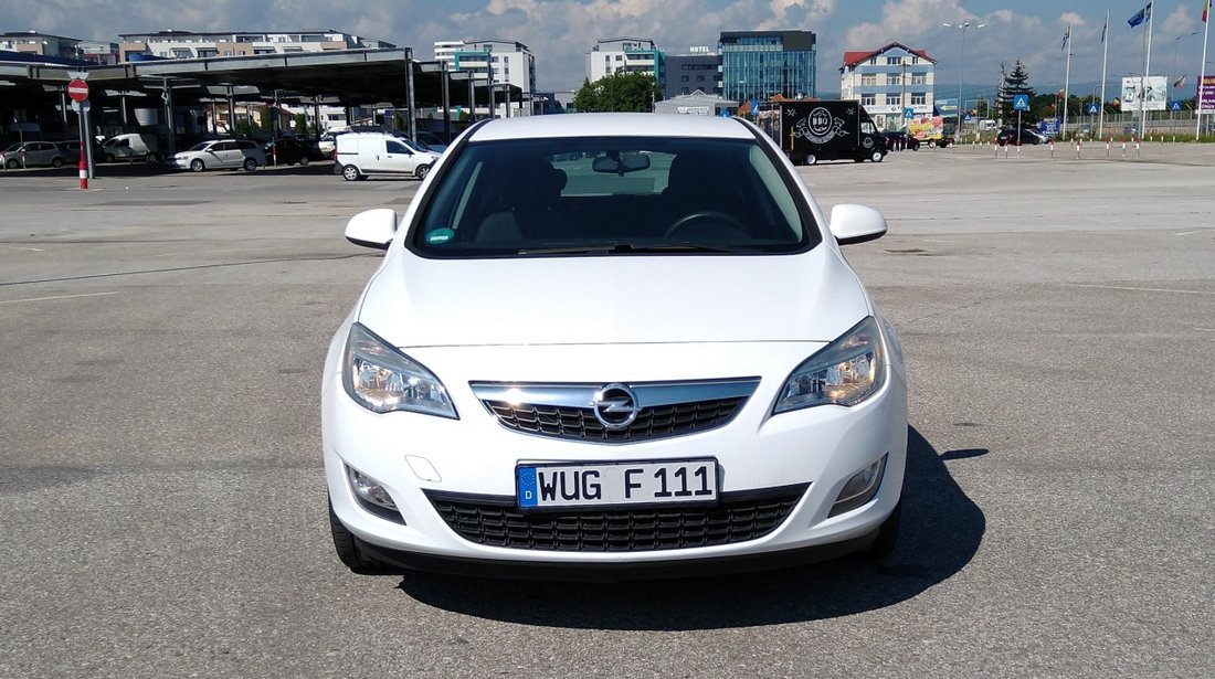 Opel Astra J 1.4Benz Euro 5 RAR ok 2012