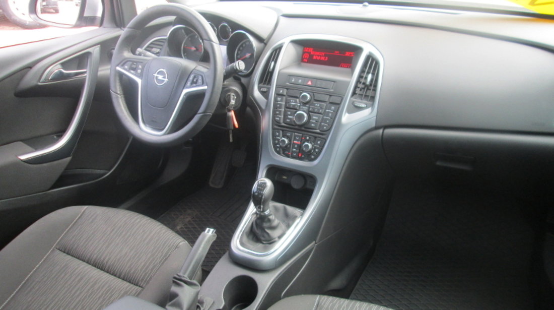 Opel Astra J 1.7 2014