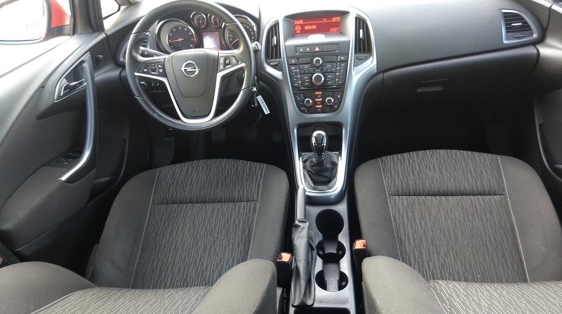 Opel Astra J Sports Tourer 1,6 Benzina Euro 5 Germania - Impecabila 2014