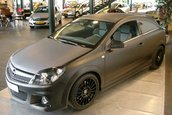 Opel Astra OPC Limited Edition Black