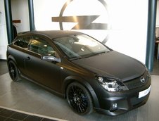 Opel Astra OPC Limited Edition Black