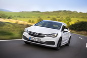 Opel Astra OPC Line Sport Pack