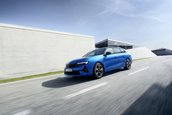 Opel Astra Plug-in Hybrid si Opel Astra Sports Tourer Plug-in Hybrid