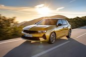 Opel Astra Plug-in Hybrid si Opel Astra Sports Tourer Plug-in Hybrid