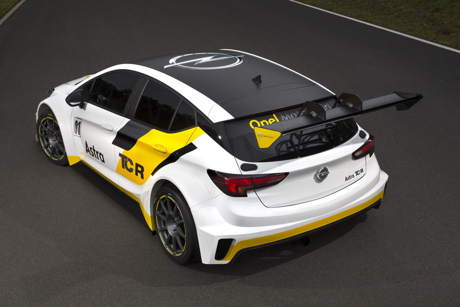 Opel Astra TCR