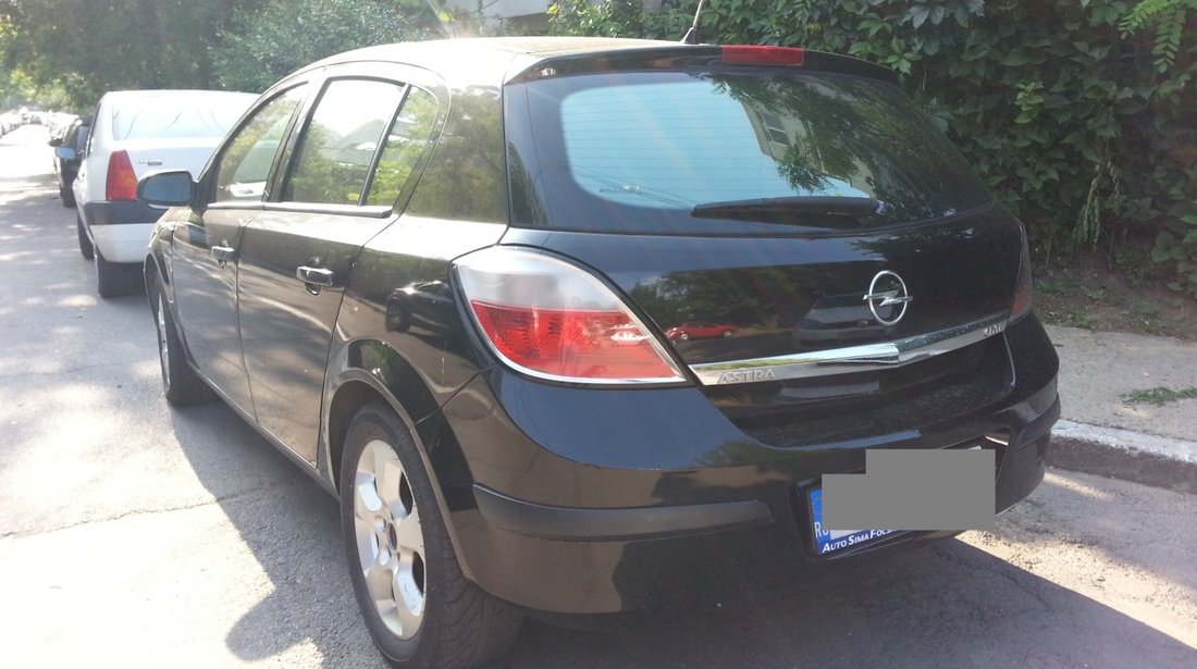 Opel Astra Z13DTH 2007