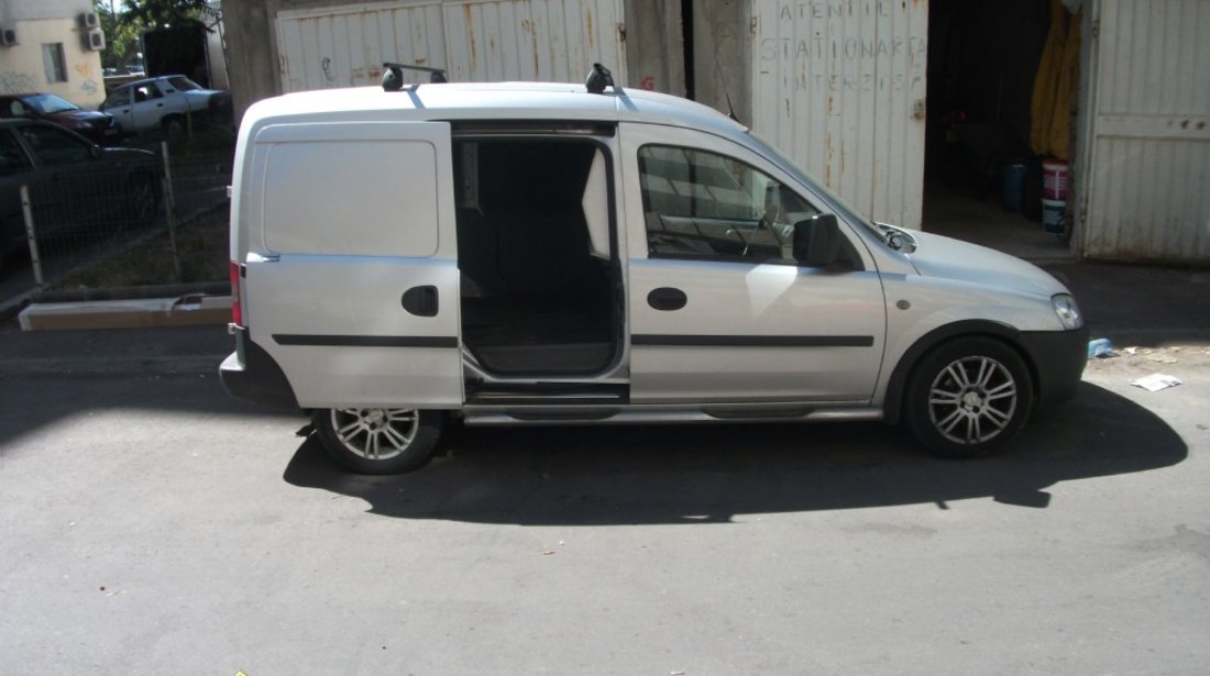 Opel Combo 1 7 DTI