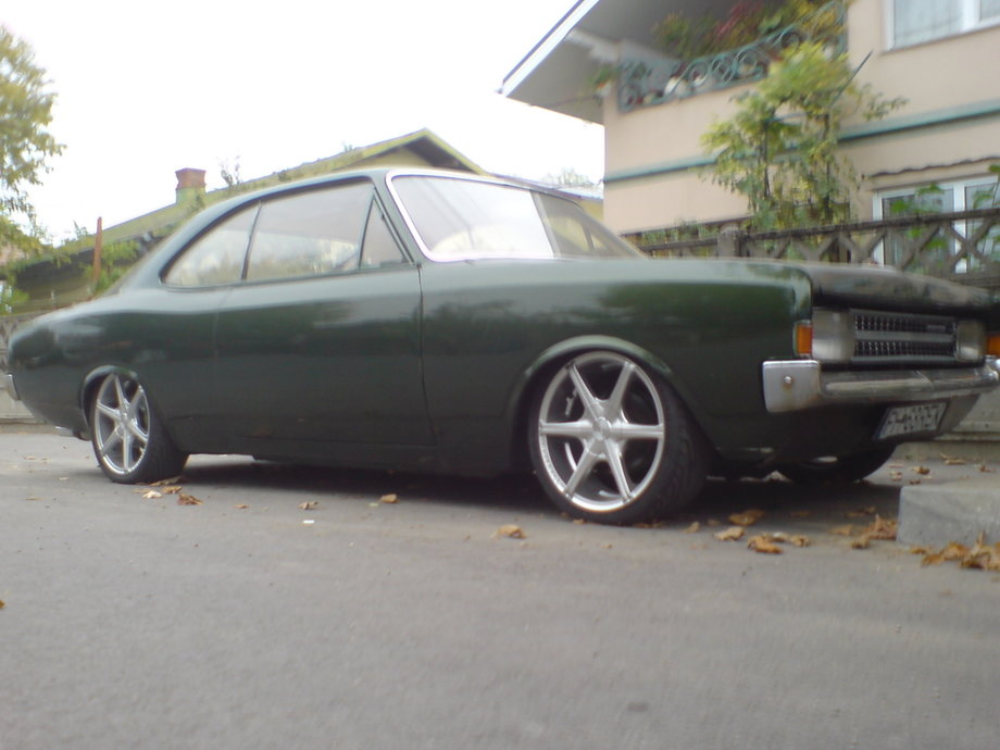 Opel Commodore