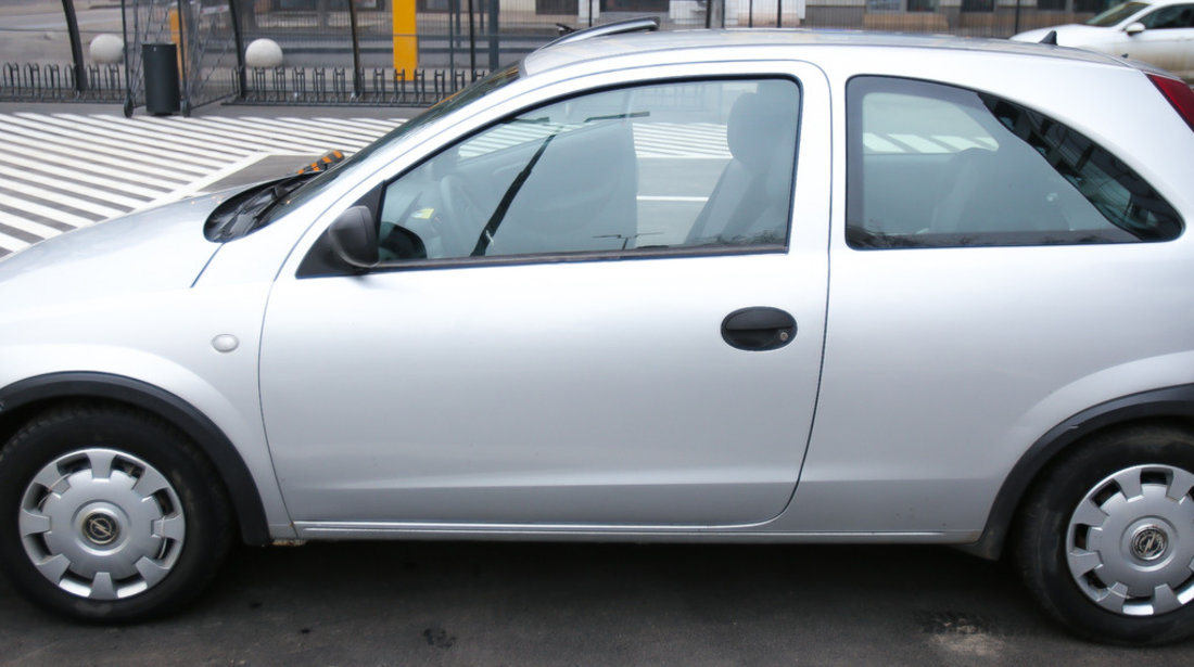 Opel Corsa 1.0 L 2002