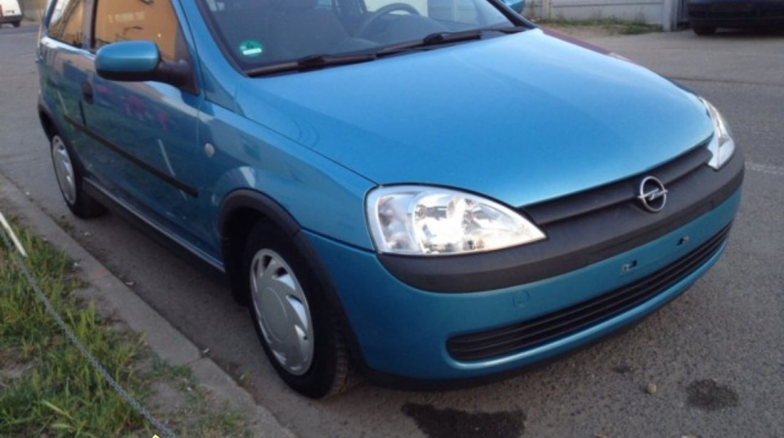 Opel Corsa 1 0i clima