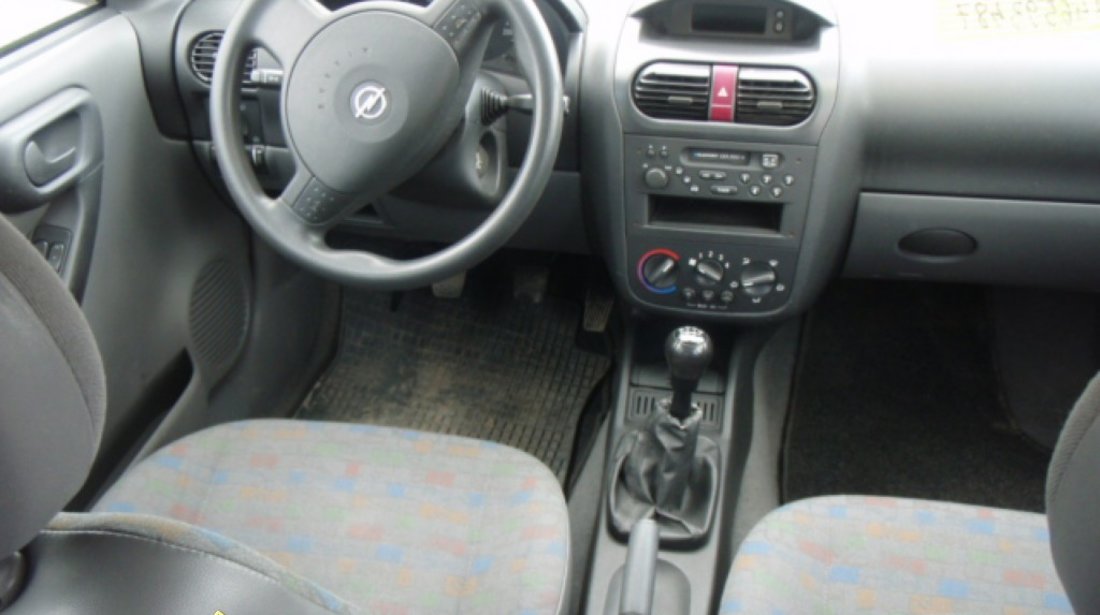 Opel Corsa 1 0i Clima