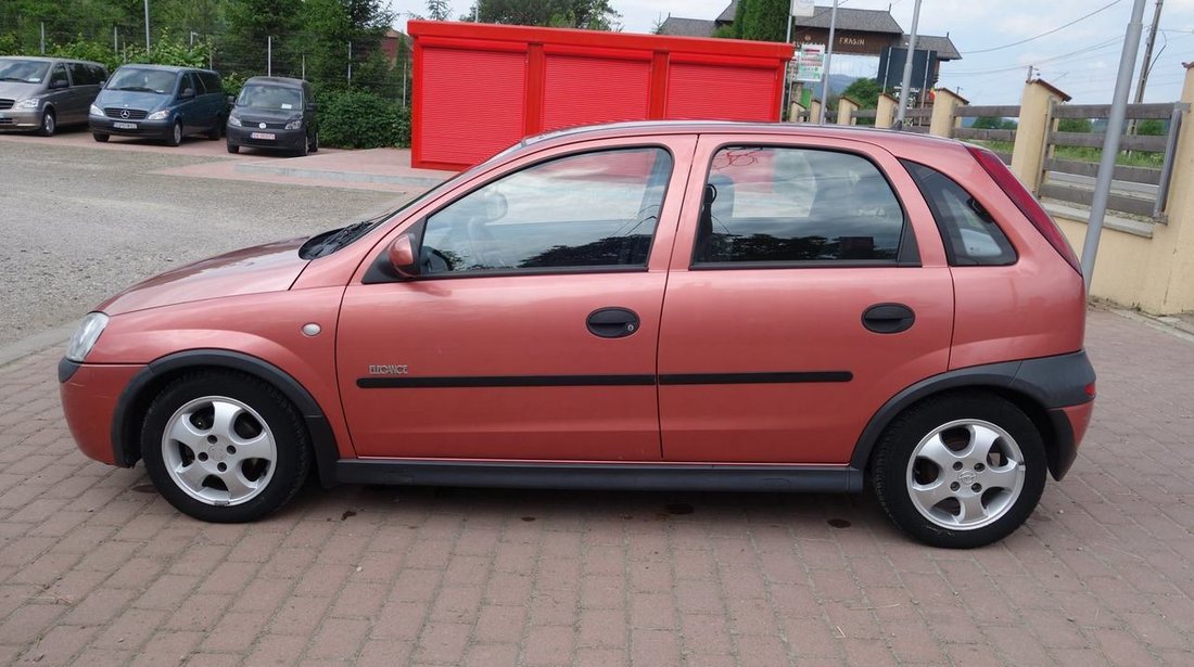 Opel Corsa 1,2 benzina 2001