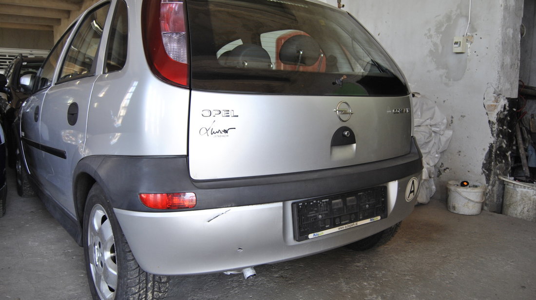 Opel Corsa 1,2 benzina 2001