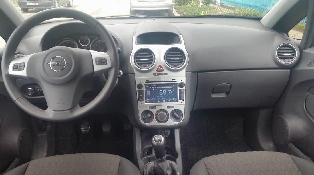 Opel Corsa 1,2 benzina 2014