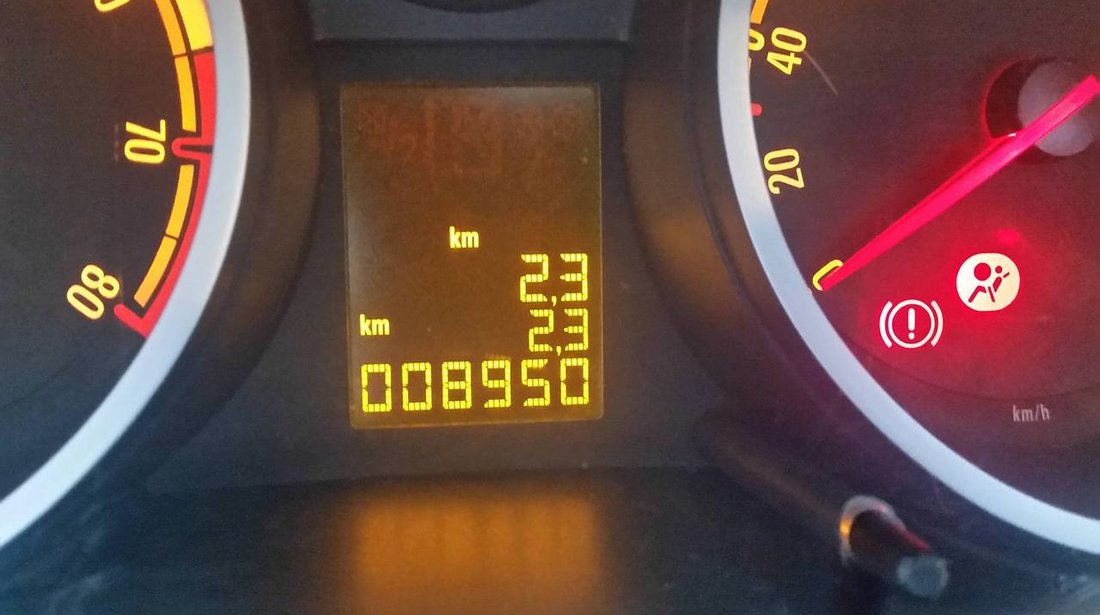 Opel Corsa 1,2 benzina 2014